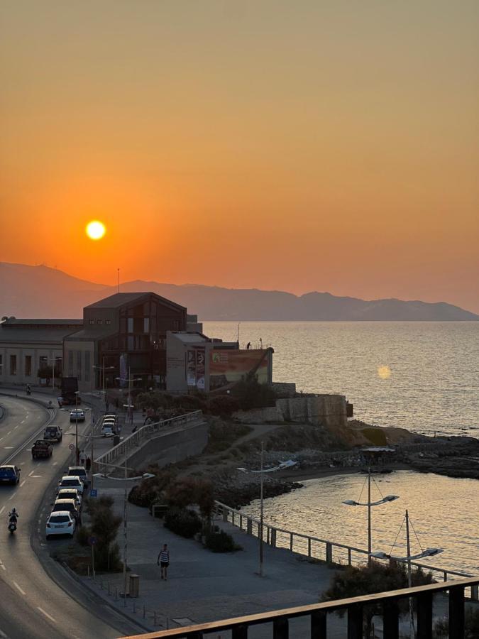 Vespera City Hotel 伊拉克利翁 外观 照片